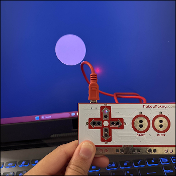 Circle grows to medium size